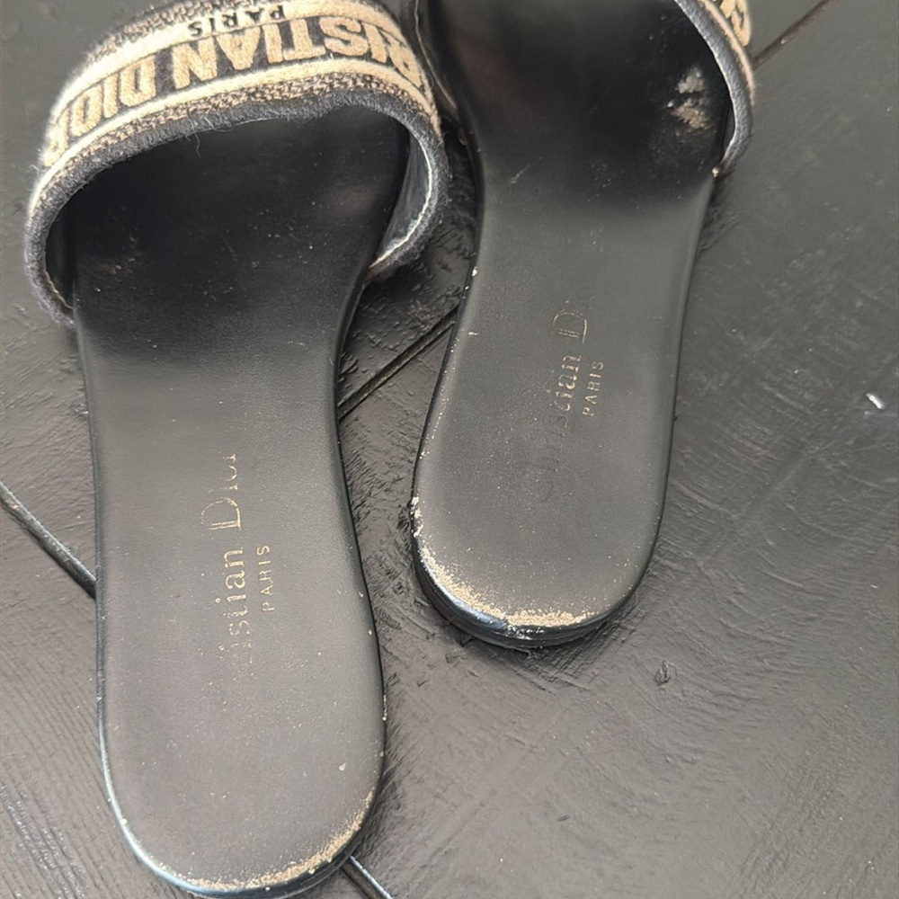 Christian Dior Dway Black Slide Sandals with Beige Embroidered Strap - Picture 4 of 4